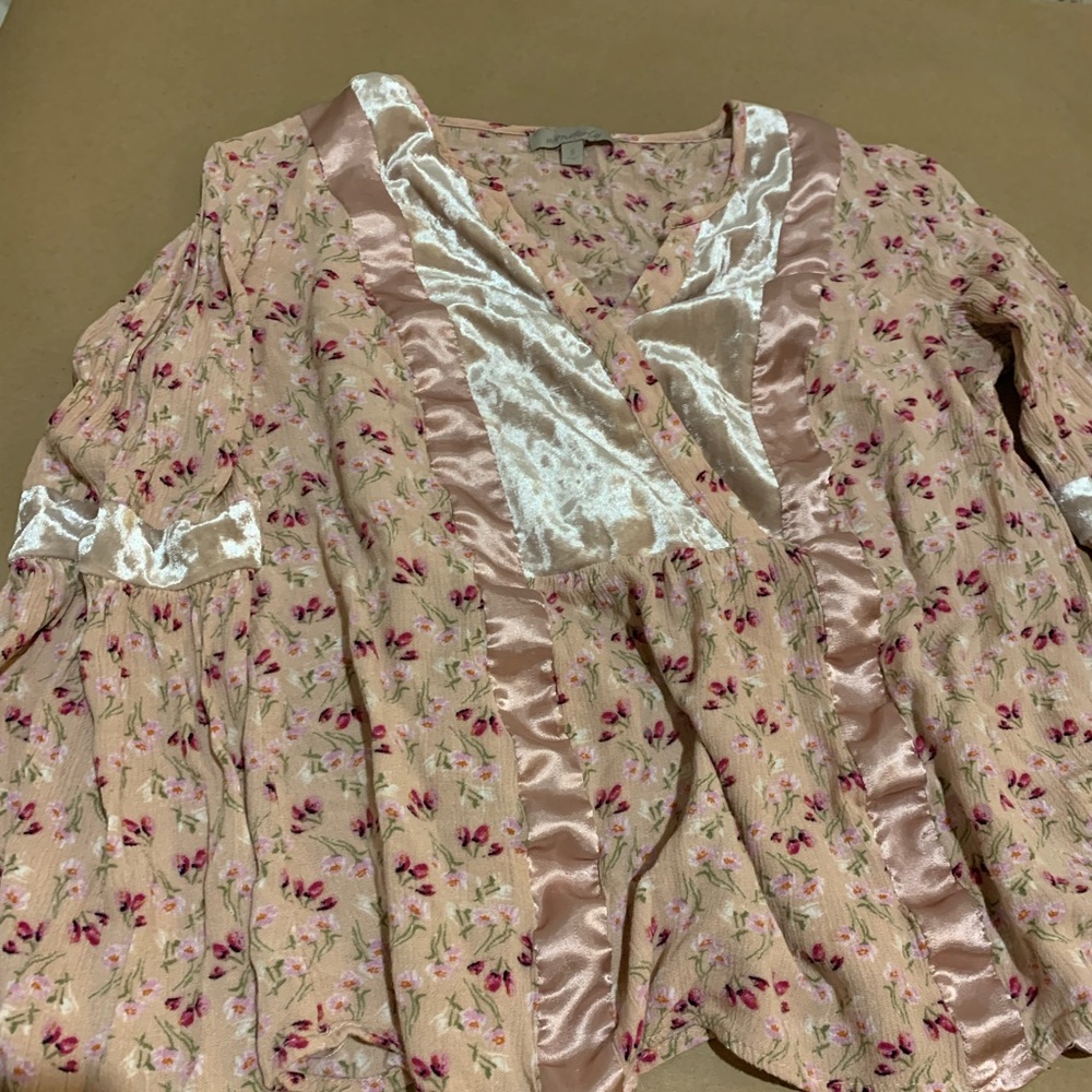 Bell sleeve boho top